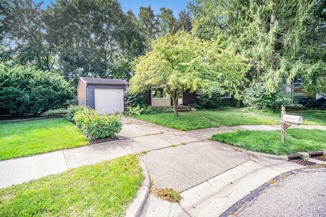 Photo - 1020 Traver Ct