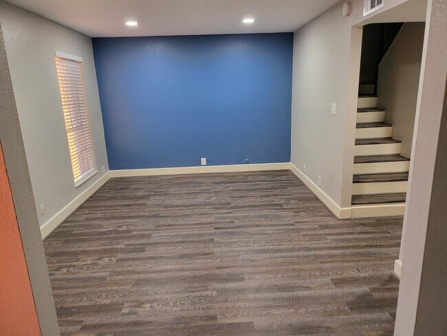 11002 Hammerly Blvd Unit 212