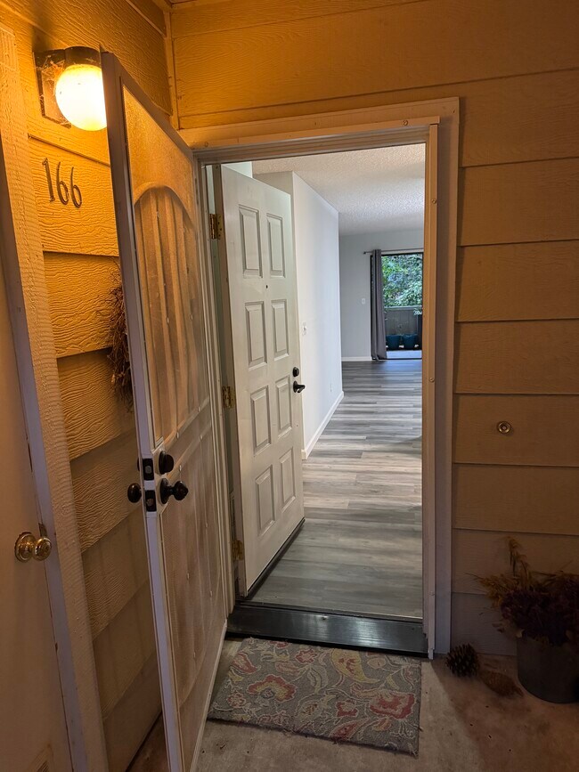 Photo - 166 Farm Ln Unit 166
