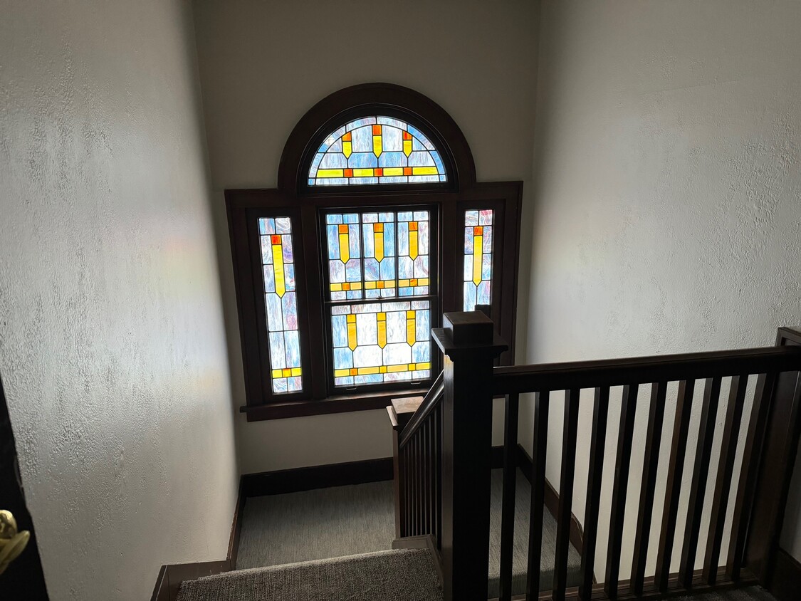 Stained glass window in foyer - 304 Cornell Ave (Pittsburgh, PA)