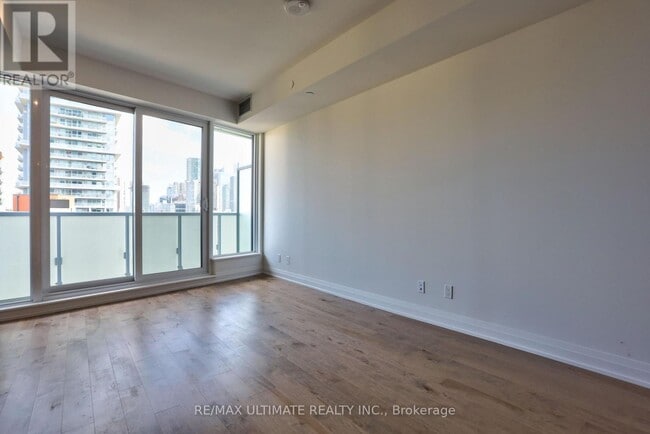 Photo - 403 Church St Unité 1101