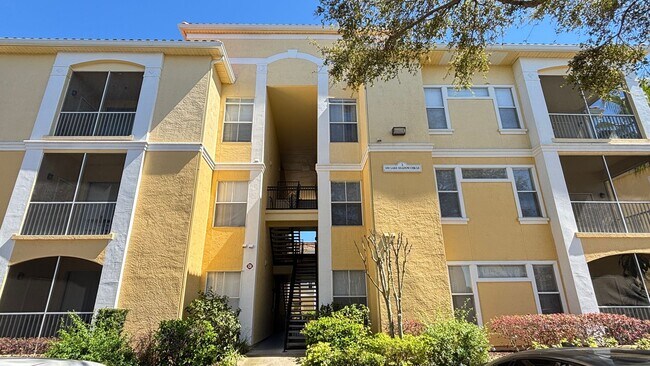 Gorgeous 2br/2ba 2nd Floor Visconti Condo! - Gorgeous 2br/2ba 2nd Floor Visconti Condo!