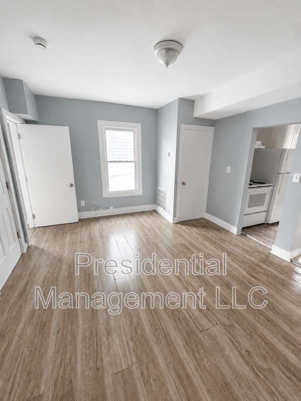 54 Bronson St Unit 2