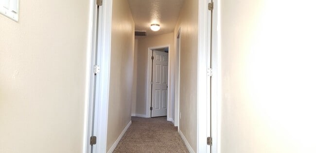 Photo - 3342 W 400 N