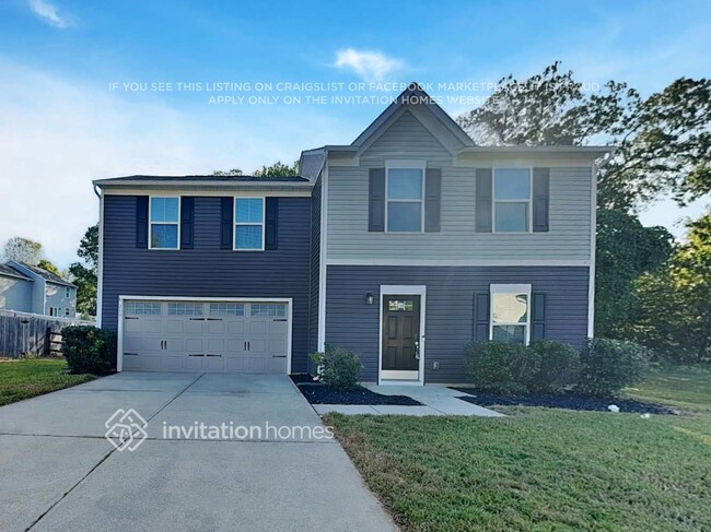 Building Photo - 2401 Everton Cir SE