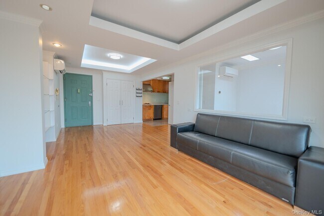 Photo - 41-28 Haight St Unit 5A