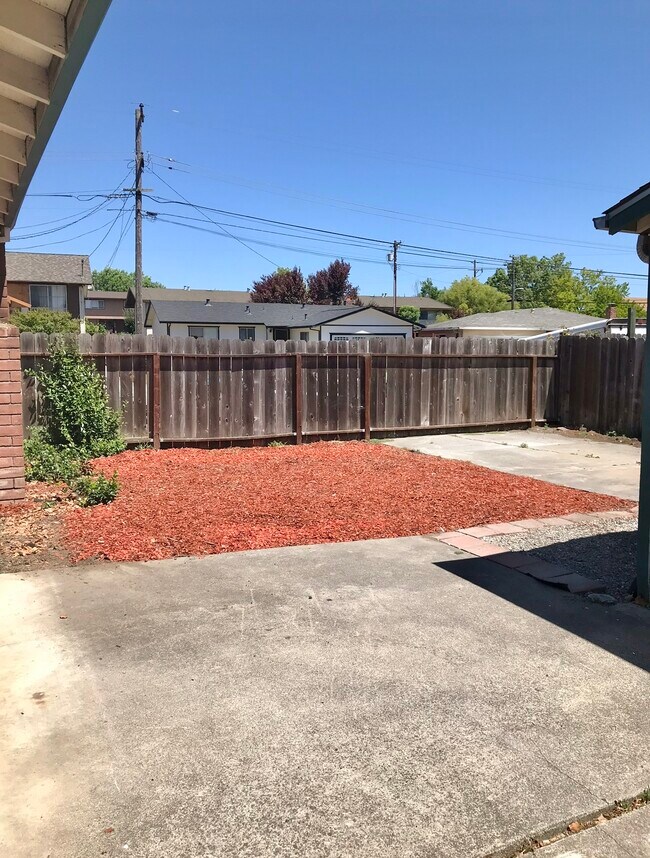 Photo - 7452 Bobbie way