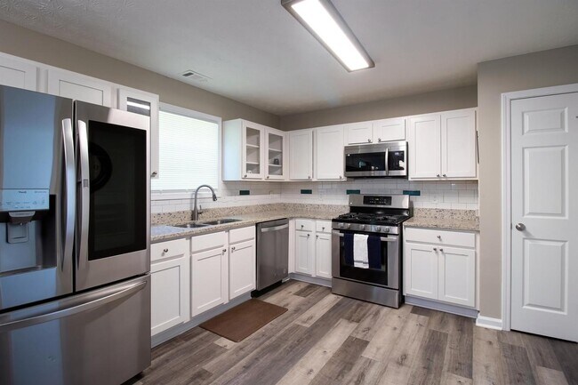 Photo - 2128 Silva Ct