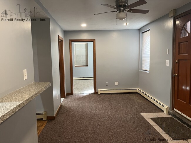 Photo - 33 Princeton St Unit 1