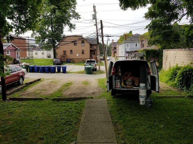 Parking Area - 141 1/2 W 1st Ave Unit 1411/2