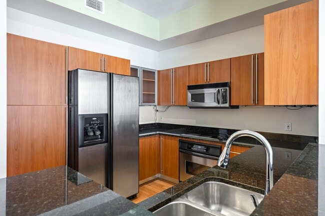 Photo - 1551 N Flagler Dr Unit Ph L7