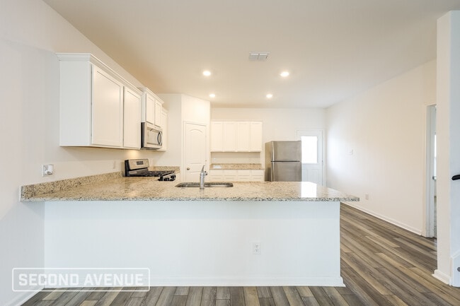 Photo - 10915 Lafayette Lp