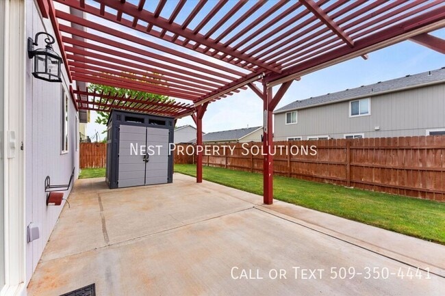 Photo - 1900 Allen Ave