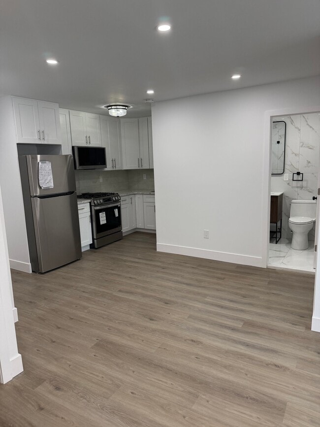 Photo - 4202 Oneida Ave