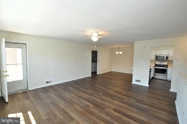 Photo - 4208 Adelaide Dr
