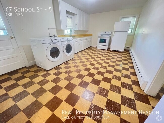 Building Photo - 67 School St Unit 5 Rental