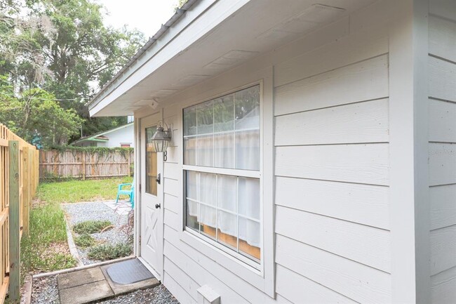 Photo - 107 Iona Ave