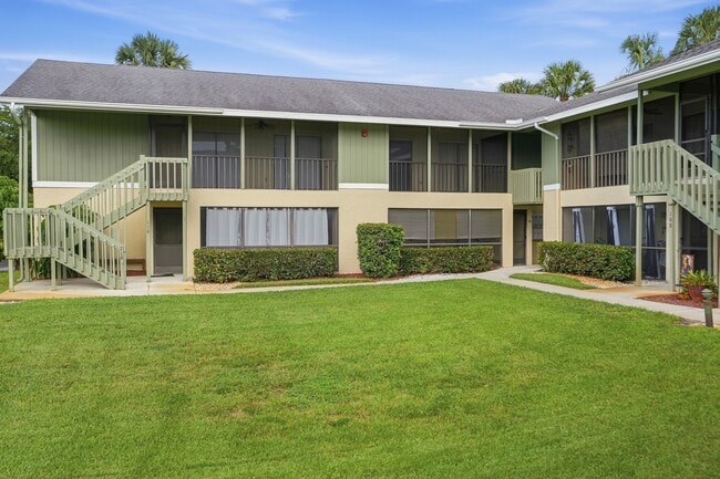 5501 Rattlesnake Hammock Rd