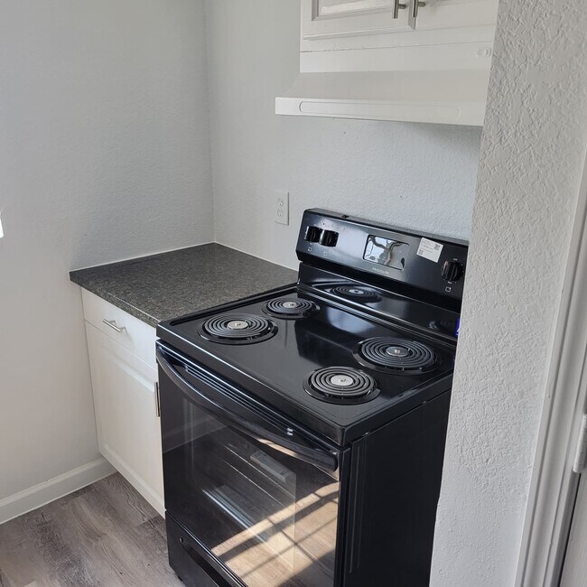 Photo - 8605 Meta St Unit A
