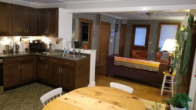 Photo - 3 Battery Hl Unit 1