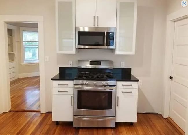 Building Photo - 4.0 bedroom in Cambridge Massachusetts 02139 Unit U2 Rental