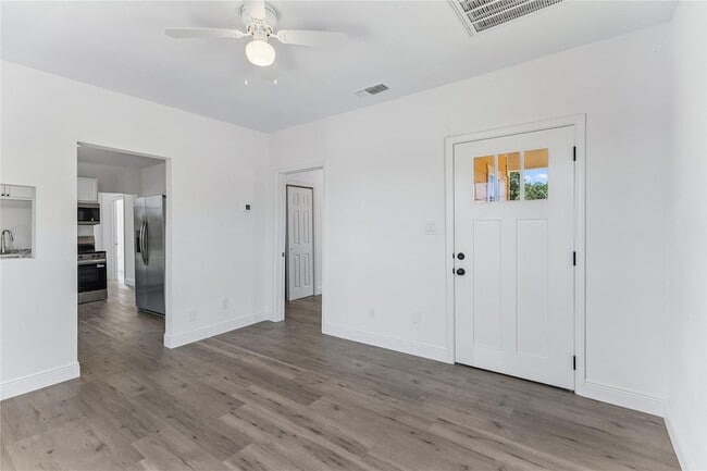 255 Foothill Rd