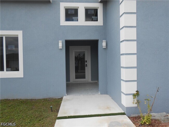 Photo - 2809 55th St W