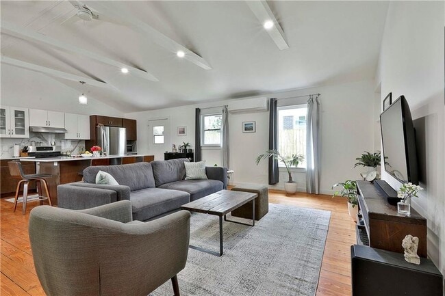 Photo - 2037 Lively Ridge Rd NE