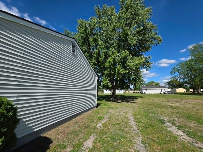 Photo - 611 Hammond St