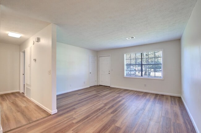 Photo - Completely Renovated 2-Bedroom in Opelika!