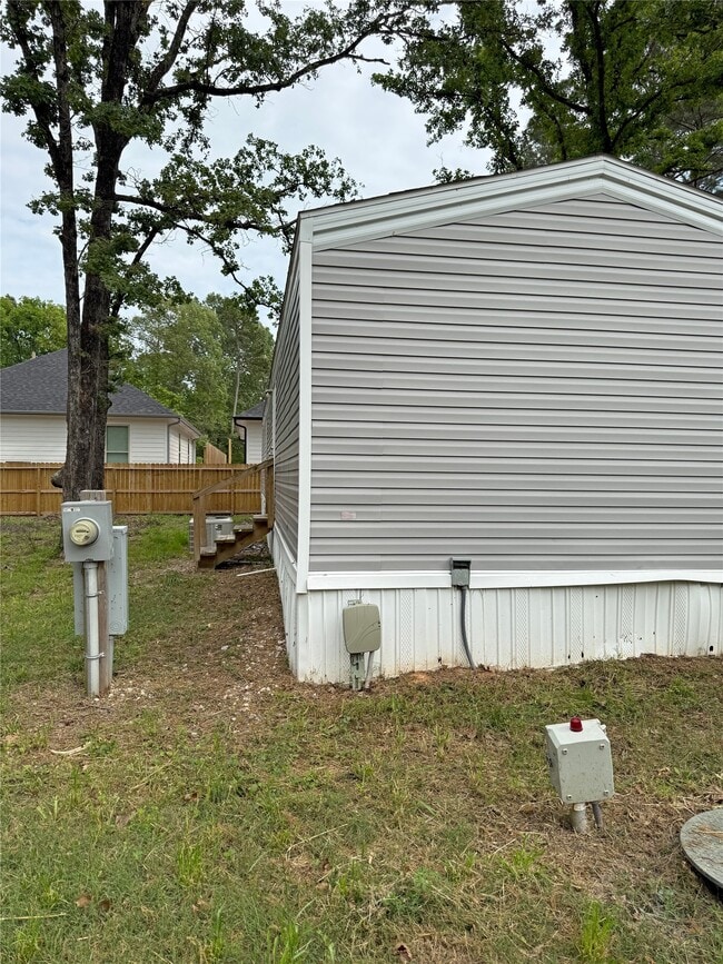 Photo - 211 Antilles Dr