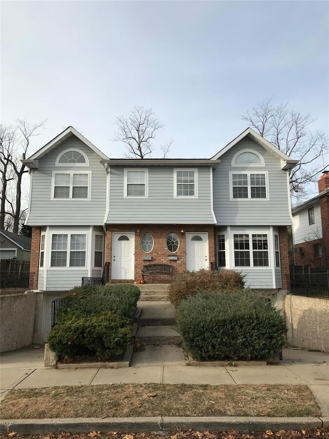 Photo - 29 Hickory Rd Townhome