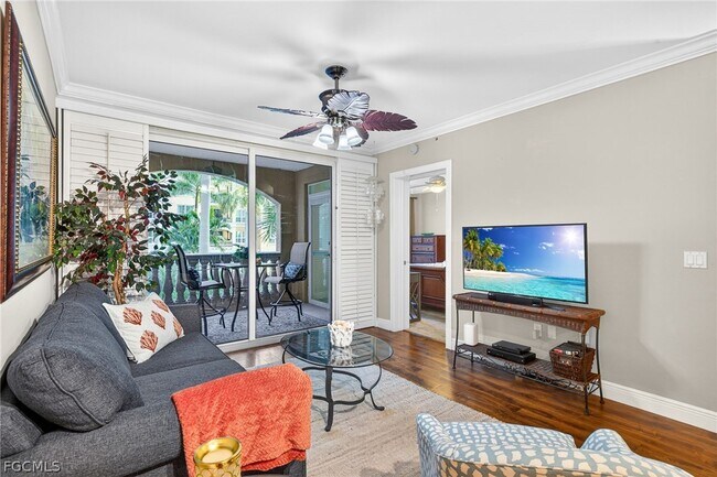Photo - 2825 Palm Beach Blvd Unidad 215