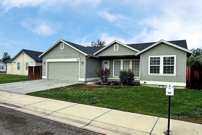 Photo - 1435 N Inez Pl