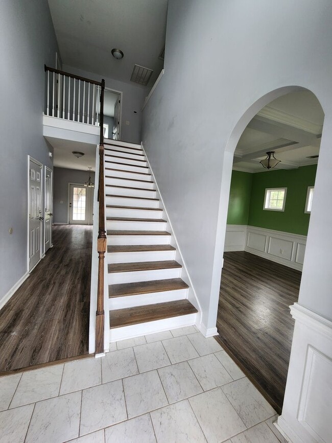 Photo - 1237 Peacock Trail