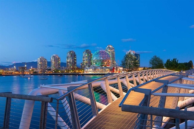 Building Photo - 111 E 1st Ave