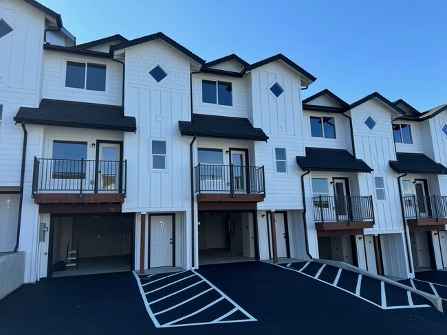 r45i Kennicott Villa - r45i Kennicott Villa Apartment Unit #1