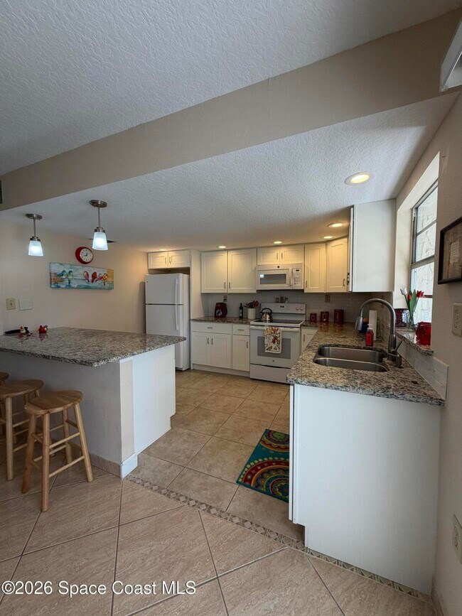 Photo - 436 Blue Jay Ln