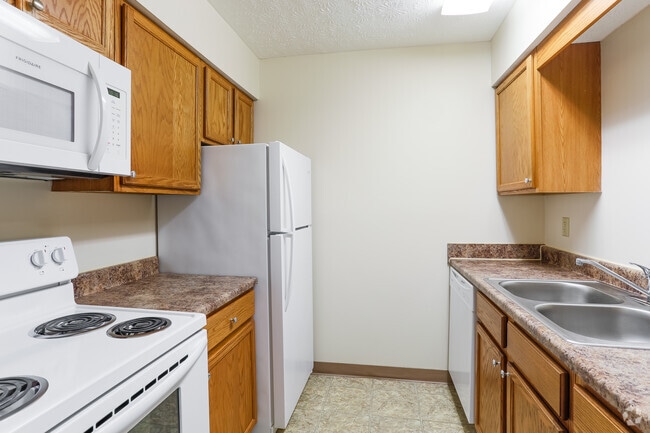 2BR, 1BA - 842SF