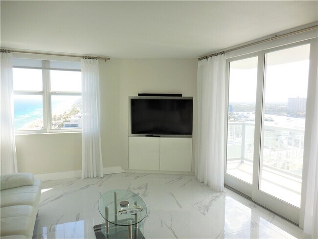 3442 NE Causeway Blvd Unidad 103