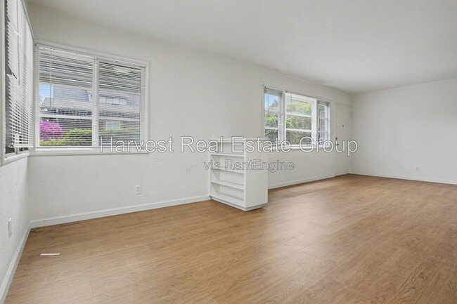 Photo - 2233 Ninth St
