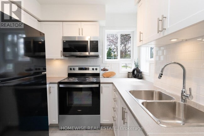 Photo - 240 Ormond Dr