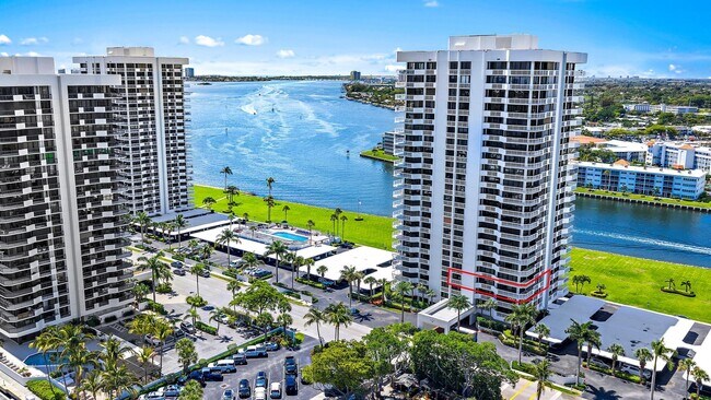 Photo - 123 Lakeshore Dr Unit 445