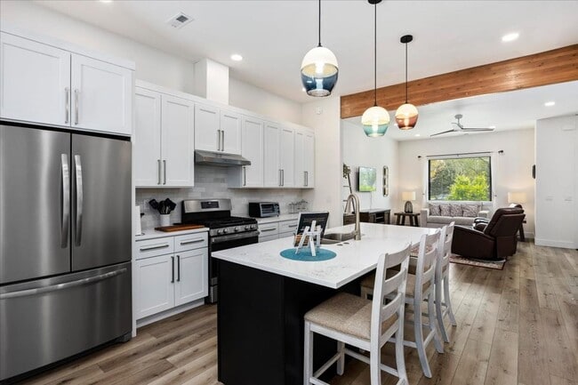 Photo - Downtown Townhouse