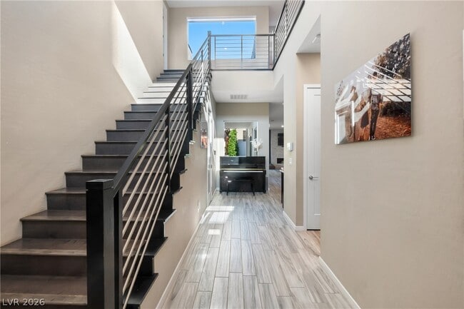 Photo - 6165 Amber View St