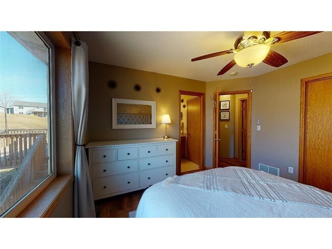 Photo - 6353 Freedom Ln NW