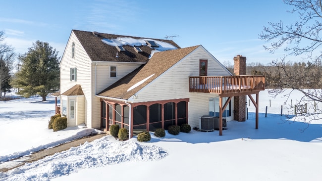 Photo - 37 N Chapman Rd