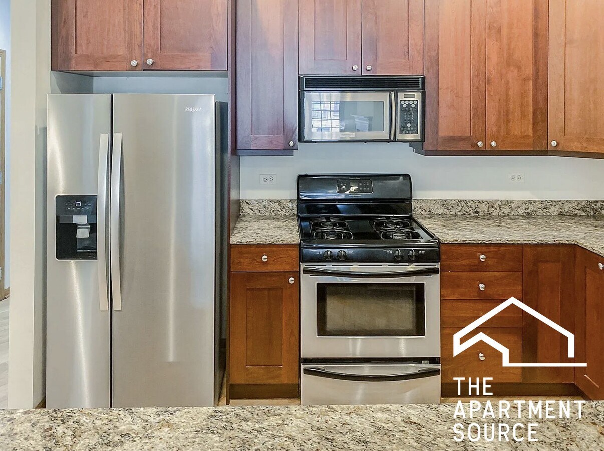 Photo - 3338 N Sheffield Ave Unidad 3