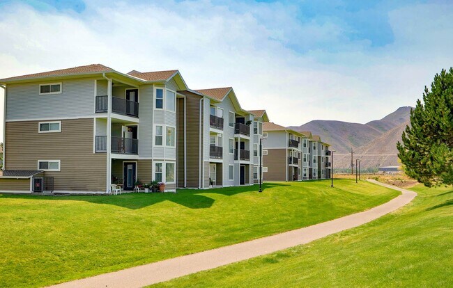 Balmoral Apartments
