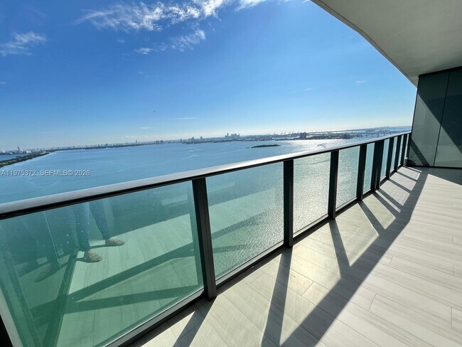 Photo - 3131 NE 7th Ave Unit 3003